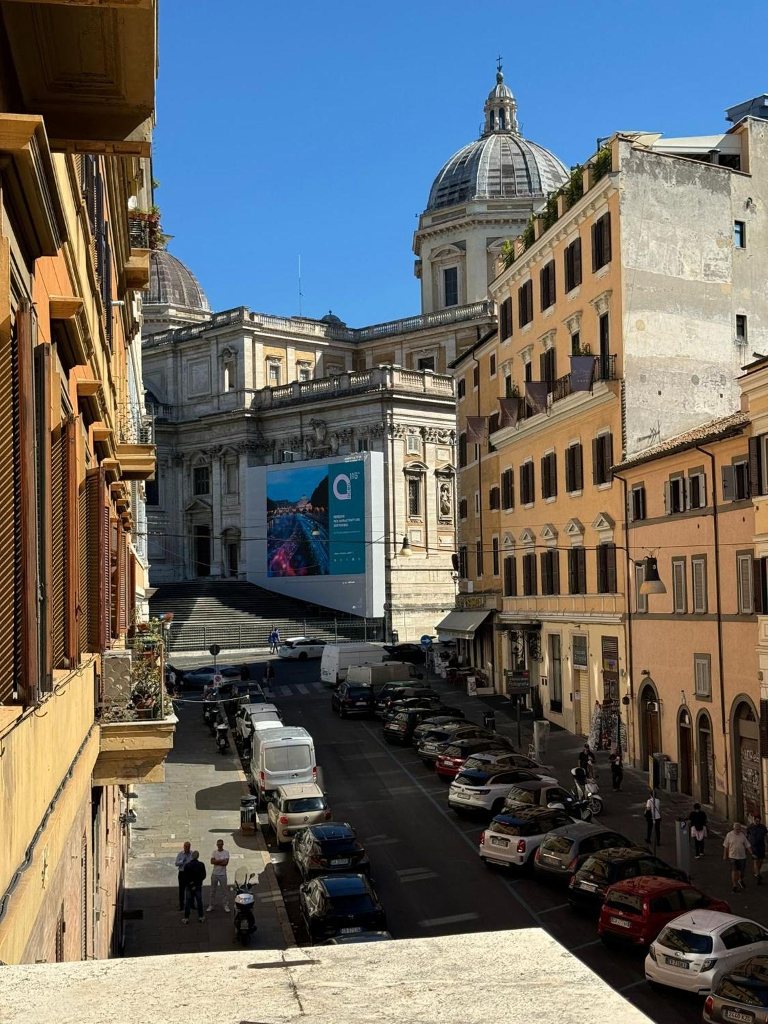 Lux Apartment Cavour Rome Bagian luar foto