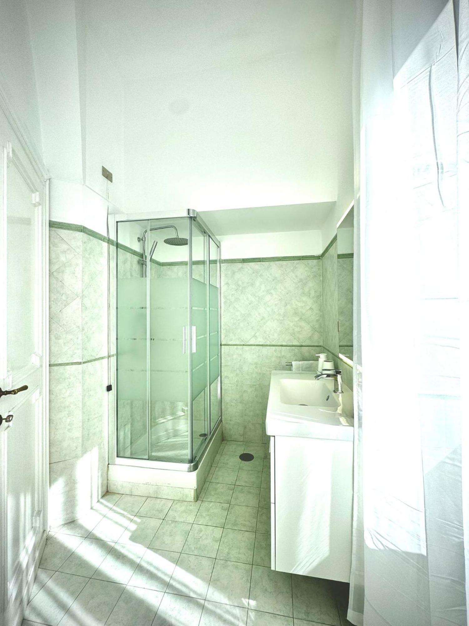 Lux Apartment Cavour Rome Bagian luar foto