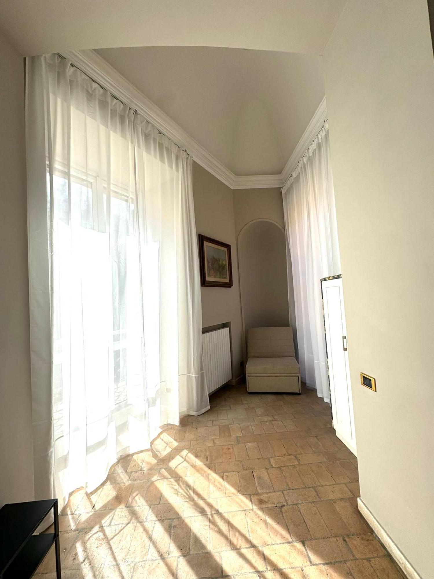Lux Apartment Cavour Rome Bagian luar foto